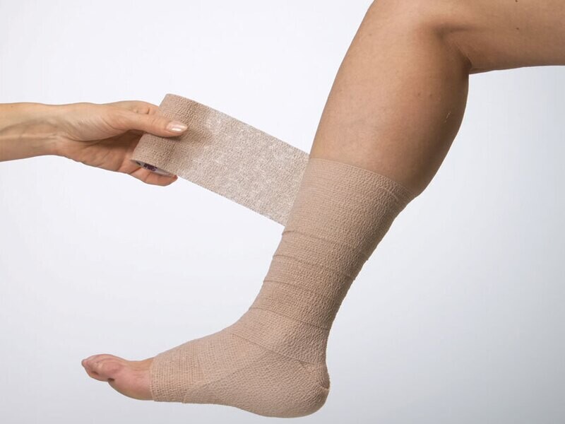 COBAN 3M ELASTIC WRAP 10 cm x 2 to 4.57 m
