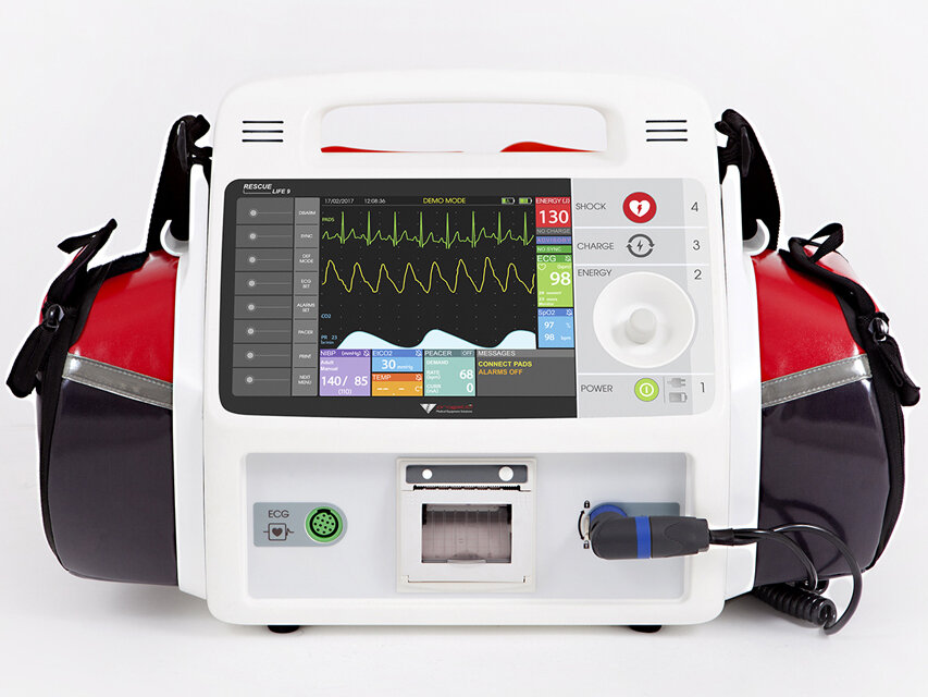 RESCUE LIFE 9 AED DEFIBRILLATOR with Temp, SpO2, Pacemaker - Italian