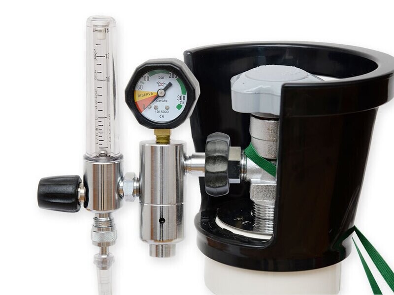 PRESSURE REDUCER with flowmeter and humidif. - BRITISH STD.