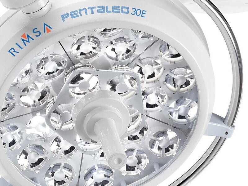 PENTALED 30E SCIALYTIC LIGHT - trolley with battery group