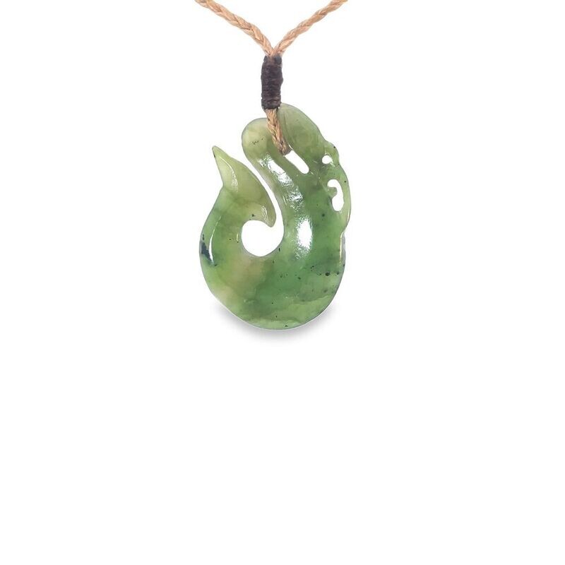 Manaia - Inanga  Pounamu