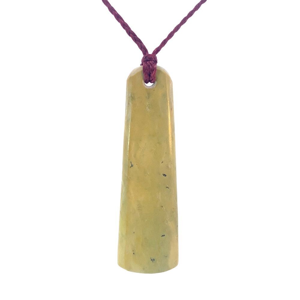 Kuru  - Marsden Flower Pounamu