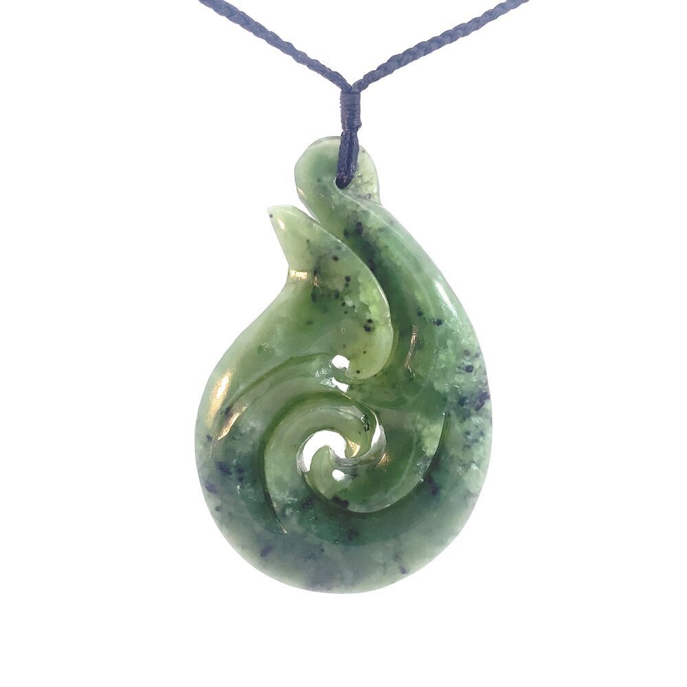 Hei Matau - Kawakawa Flower Jade