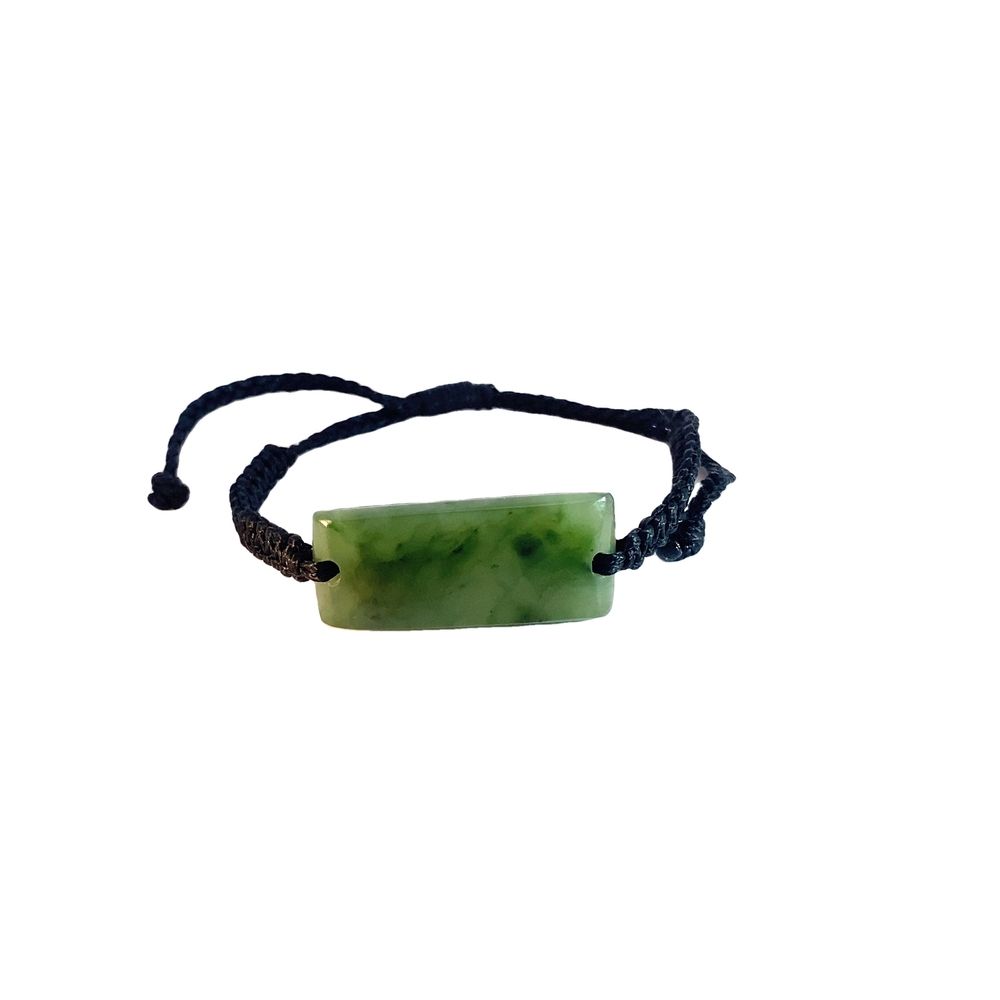 Adjustable Woven Kawakawa Pounamu Bracelet