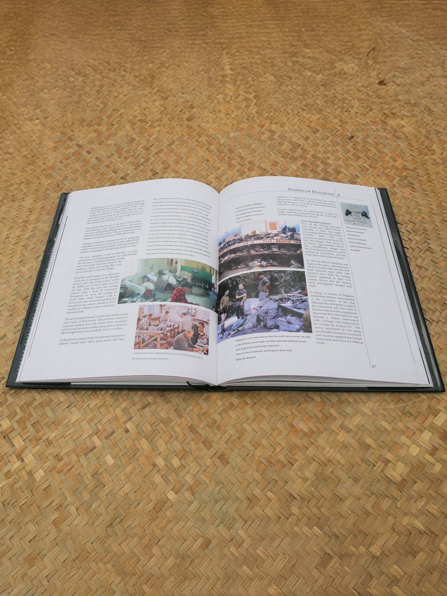 Te Wahi Pounamu - The Place of Greenstone - A Book by Alfred Moreton