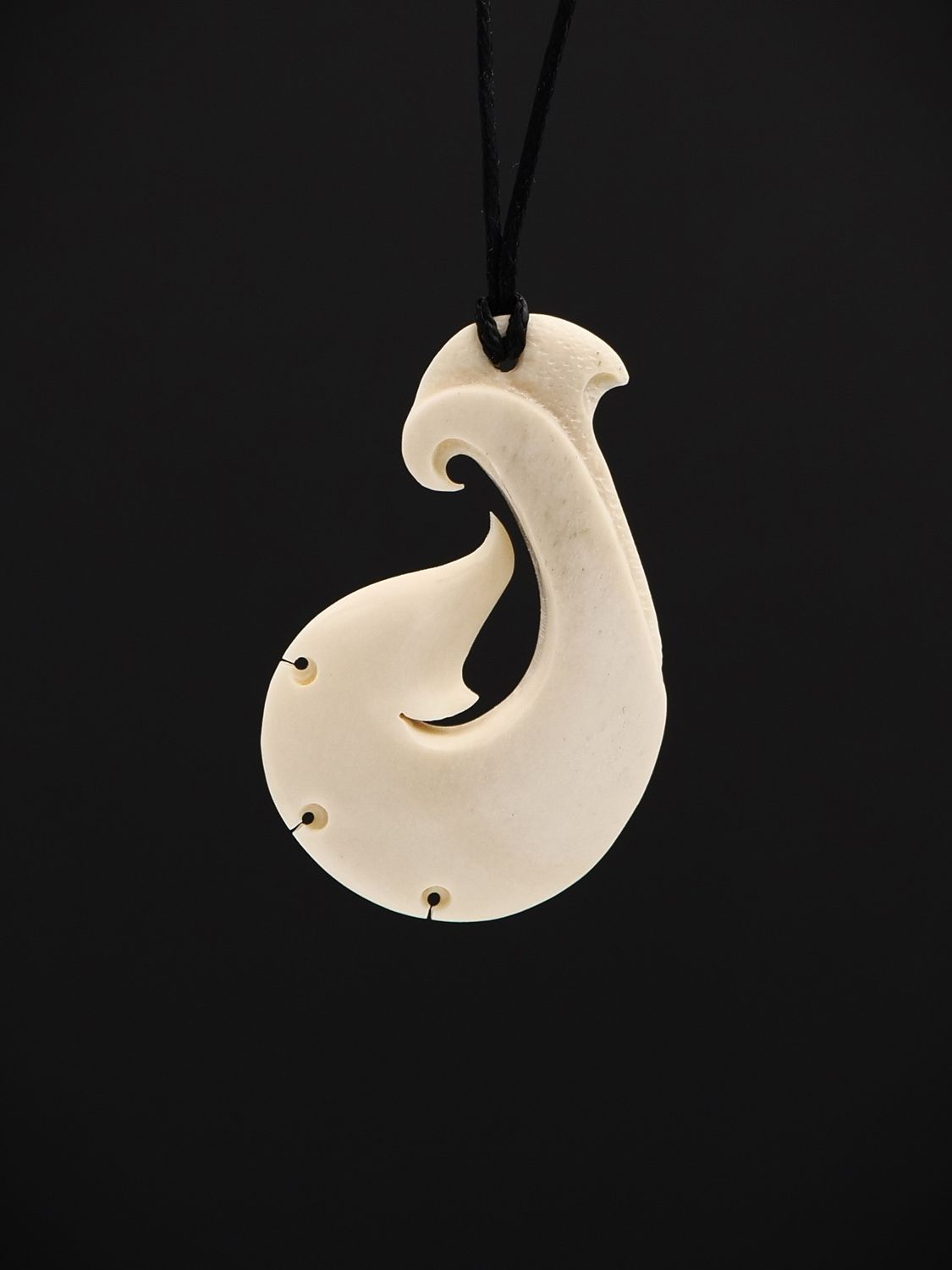Hand Carved Bone Carving Hei Matau (Hook)