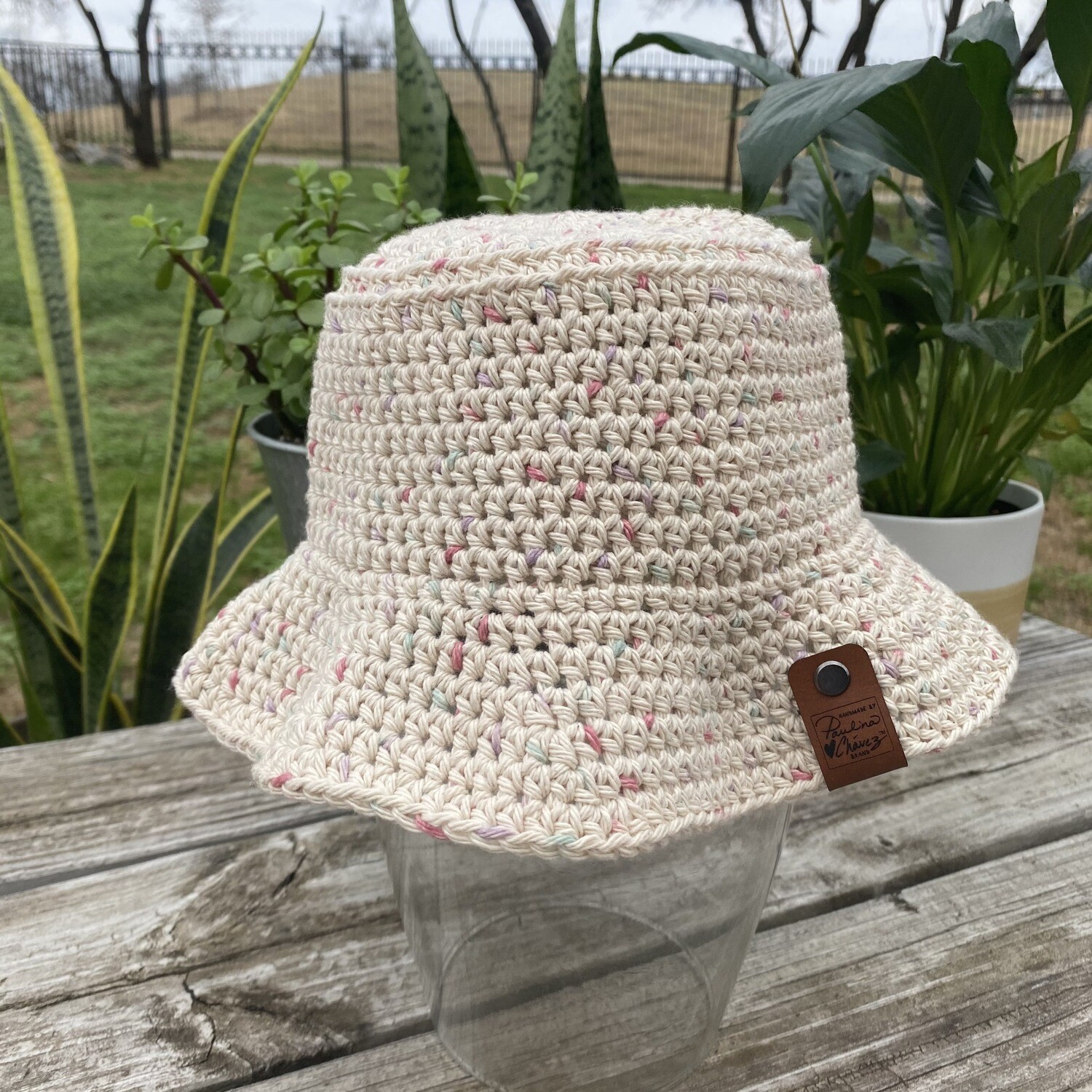 Crochet Bucket Hat - Pink Speckled