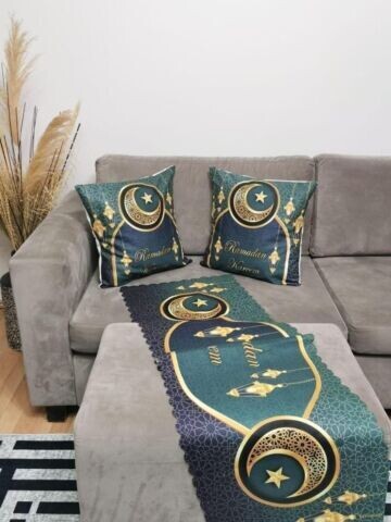 Ramadan decoration 3 pieces Ramadan set, 2 pillows cover, 1 table cover, Color: Green