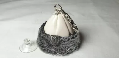 Iyi Kayi Tribe Ertugrul &amp; Usman Hat Key Ring Car Hanger Leather &amp; Fur RRP£10
