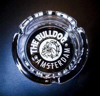 THE BULLDOG NERO