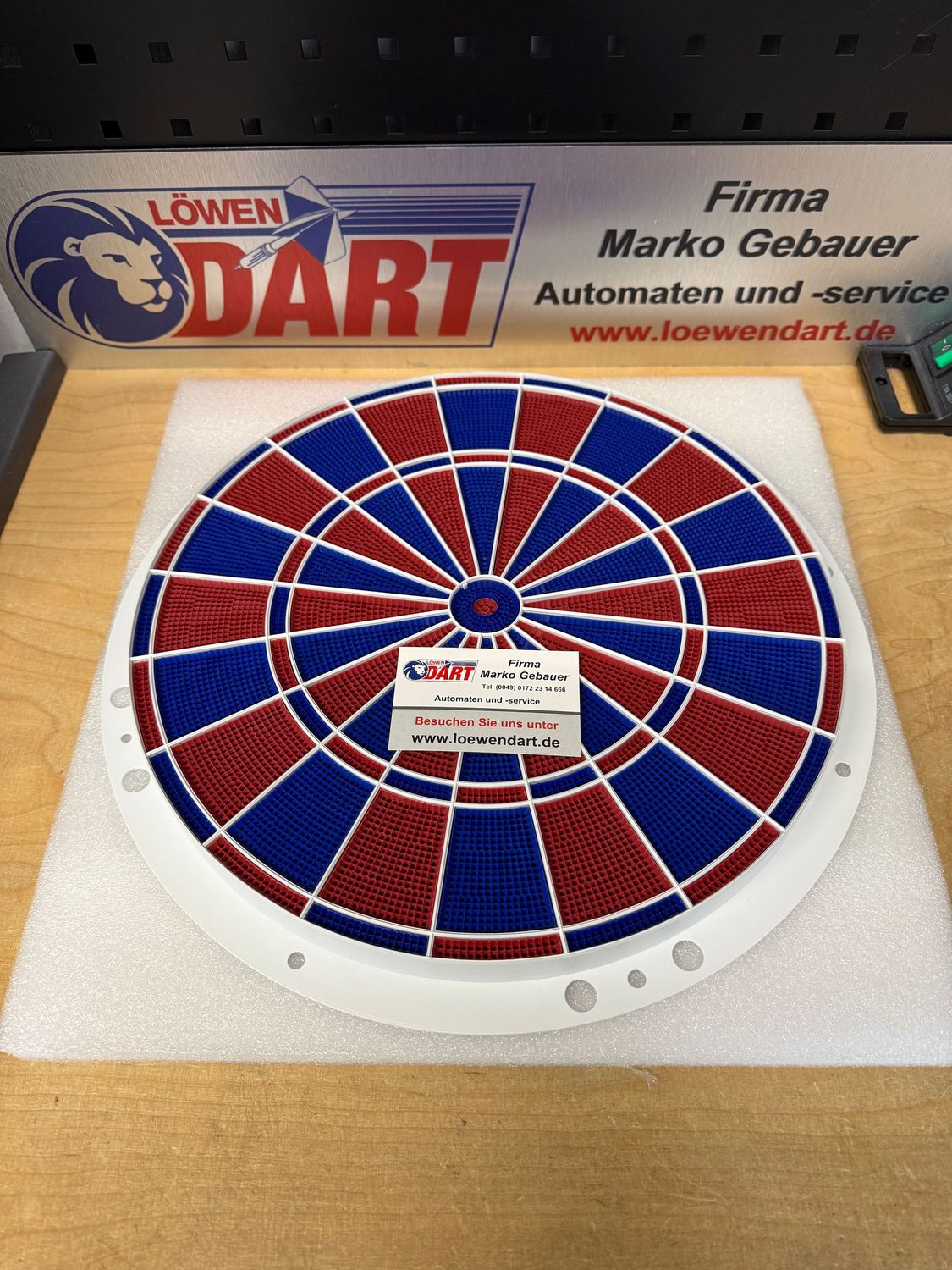 Original Löwen Dart Spinne (Spider) + Segmente 82-teilig