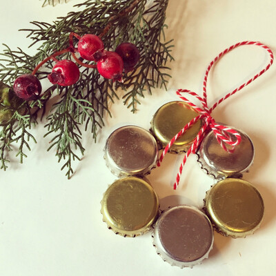 Bottle Cap Christmas Tree Decoration - Gold and Silver Wreath