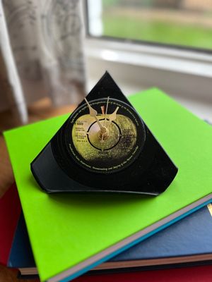 Vinyl Single Desk Clocks