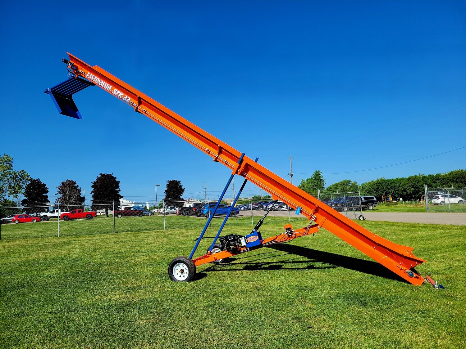 Eastonmade STK32 Firewood Conveyor