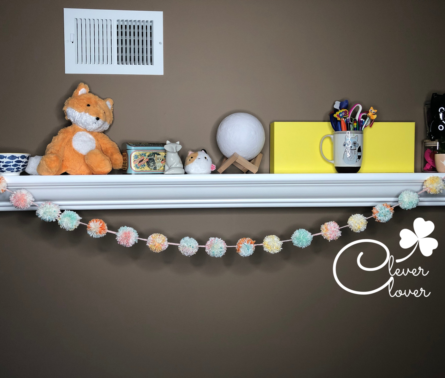 Pom Pom Garland, Yarn Pom Poms Bunting, Pastel Colors Yarn, Nursery Decor Banner