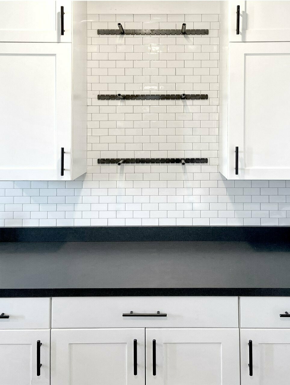 Studlock 9ER Floating Shelf Bracket Studlock 9ER Floating Shelf Bracket