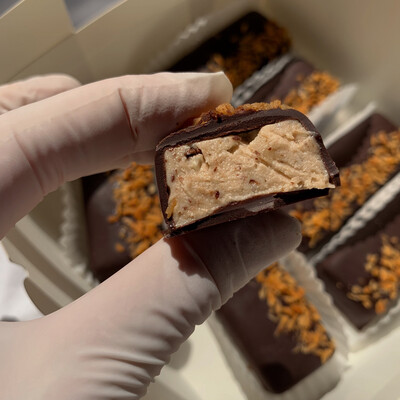 Coconut peanut ice cream bar Coconut peanut ice cream bar