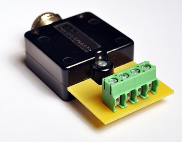 DALLEE #1114 CIRCUIT BREAKER with SPIKE PROTECTION; 10 AMP