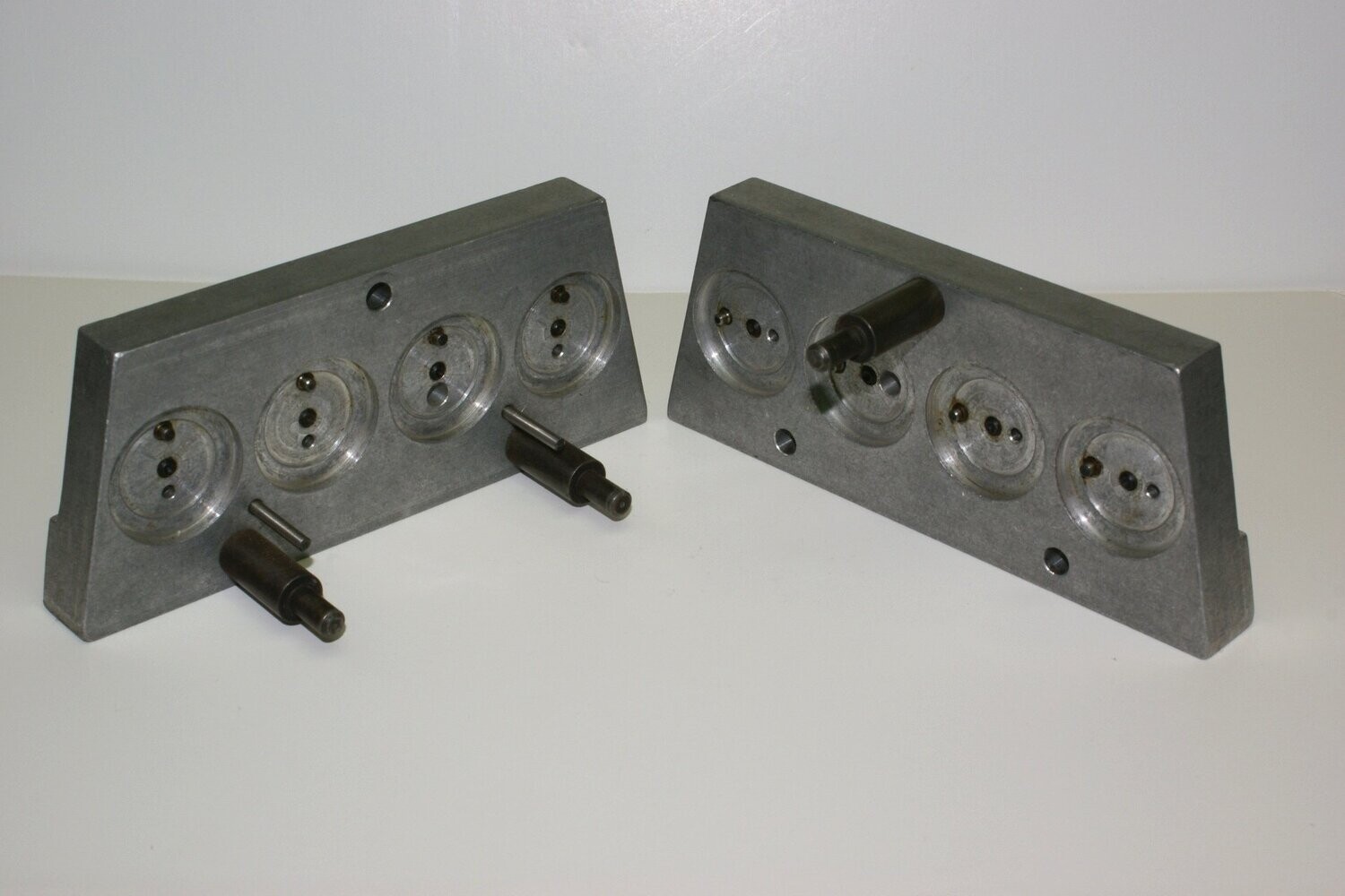QUARTERING BLOCK TOOL, for 8-wheel NORTHERN steam drivers