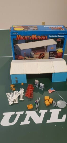 ERTL 2442 MIGHTY MOVERS CONSTRUCTION COMPANY; New