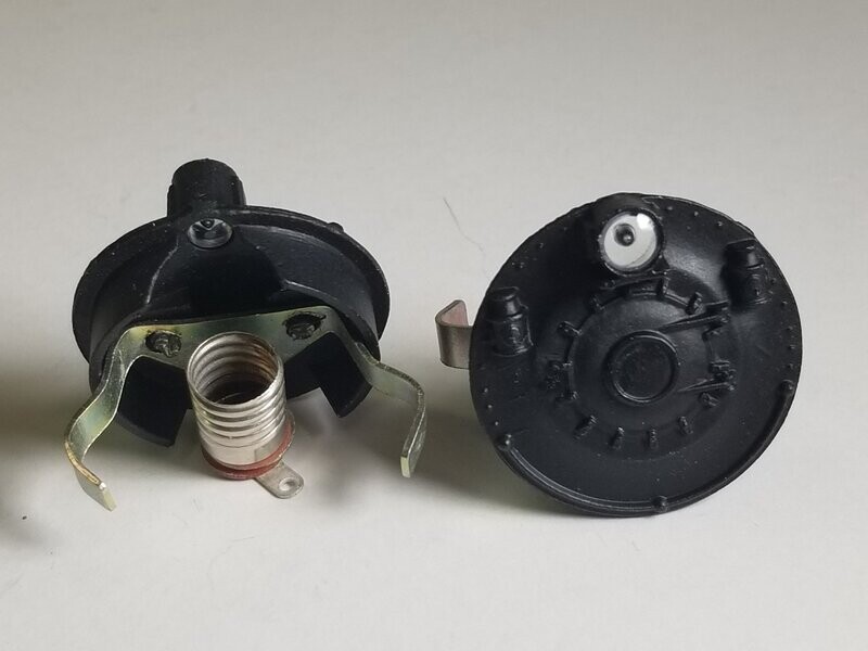 BOILER-FRONT: ATLANTIC, PA9444-M; (mid) 2 Clips & lamp socket; lens
