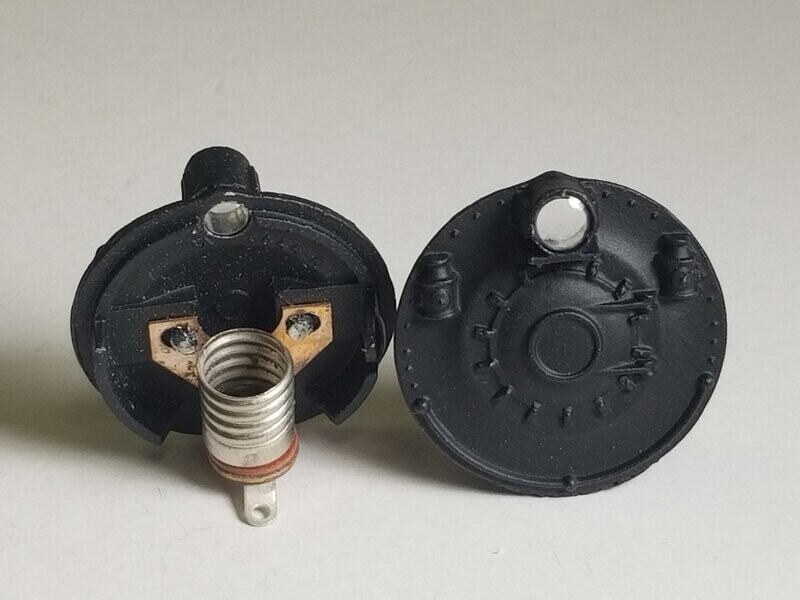 BOILER-FRONT: ATLANTIC PA9444-L;  (late);  Pressure-rivet fit; light socket; lens