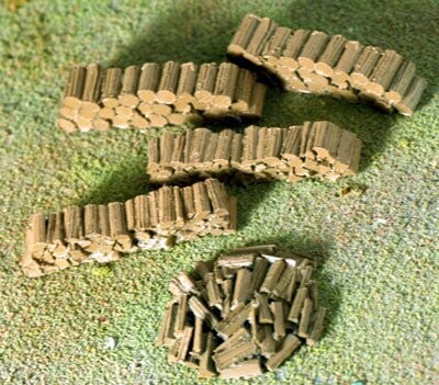 CORDWOOD PILES, small; (5 pcs); painted; MTS-D0231P