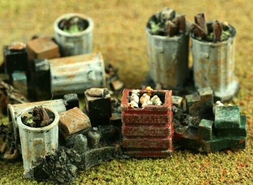 GARBAGE PICKUP DAY PILES, PAINTED; MTS-SD306P; (have 1 left)