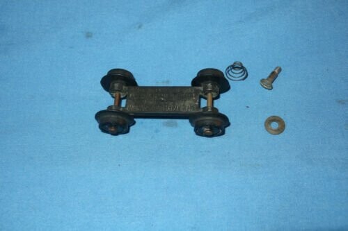 PILOT-TRUCK: XA10012; 4-wheel Cast truck w/ wheels & all mounting hardware; Atlantic-Pacific-Hudson-K5-Northern engines PILOT-TRUCK: XA10012; 4-wheel Cast truck w/ wheels & all mounting hardware; Atlantic-Pacific-Hudson-K5-Northern engines