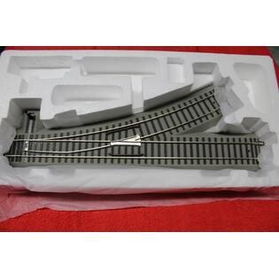LIONEL / AM FLYER FASTRACK 49883 LH Manual 27"-radius Turnout with roadbed; new