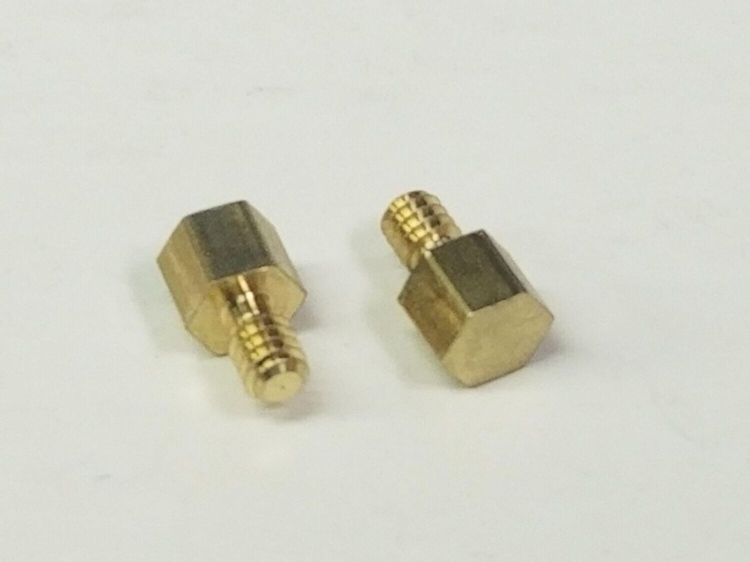 POP-VALVE,  HEX-TOP, for O-gauge steam engine; screw-base; brass; (each)