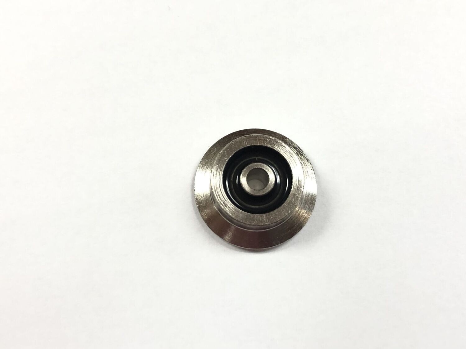 WHEEL: Trailing Truck;  O gauge; turned, Ni-plated;  Black hub; 15/16" OD,  11/16" hub diam. (each)