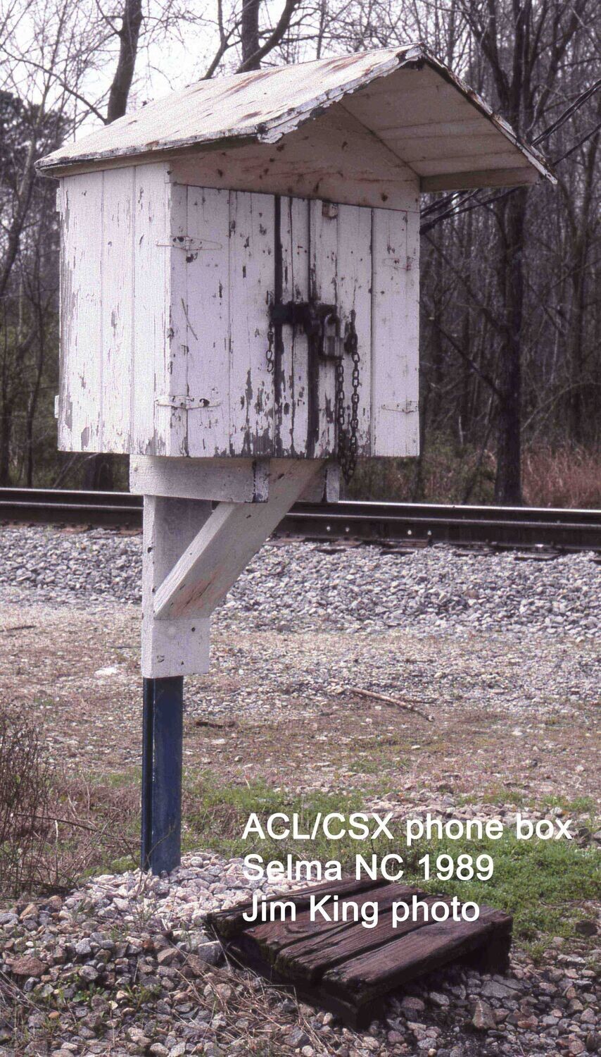 TRACKSIDE CALL BOX; 3-D printed kit from SMMW.