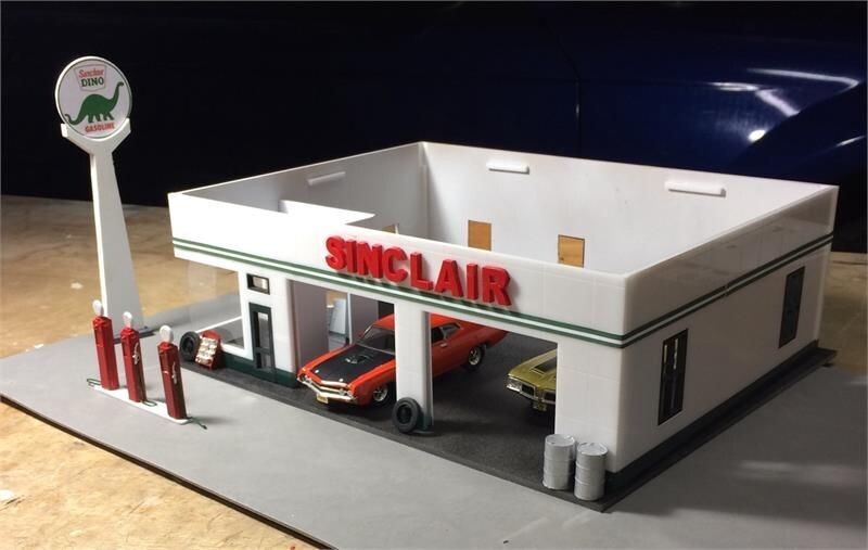 ART DECO RTE 66 GAS STATION--TEXACO; styrene kit.
(Image is of SINCLAIR version.)