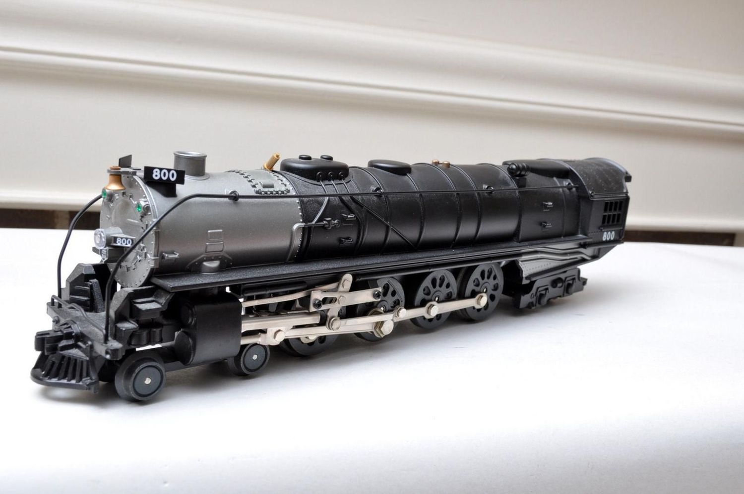 UP BLACK NORTHERN 4-8-4 STEAM ENGINE with RailSounds; MIB; 2006