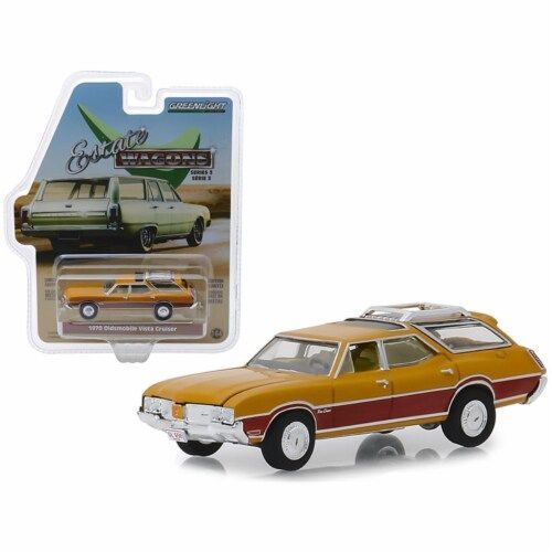 OLDSMOBILE VISTA CRUISER; 1970 ; 2-tone tan; Greenlight; (new in pkg); (have 1)