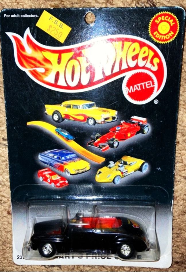 TOMART'S PRICE GUIDE SPECIAL EDITION CAR; 1999; HOT WHEELS;  (new in pkg); (have 2)