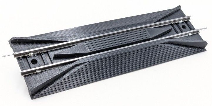 RERAILER, 10" track on 10" black plastic base; New