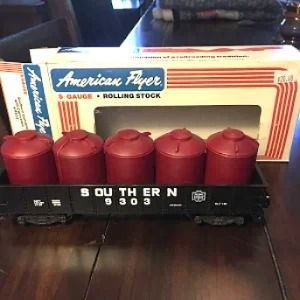 49303 SOUTHERN GONDOLA, no load; new in box. Load shown is not included.