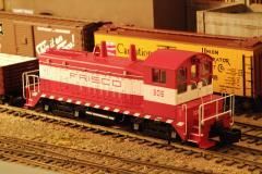 FRISCO (SLSF) SW-9 SWITCHER #305; NIB; (tested and OK); DC / HIGHRAIL, with all extra parts; SHS 01249