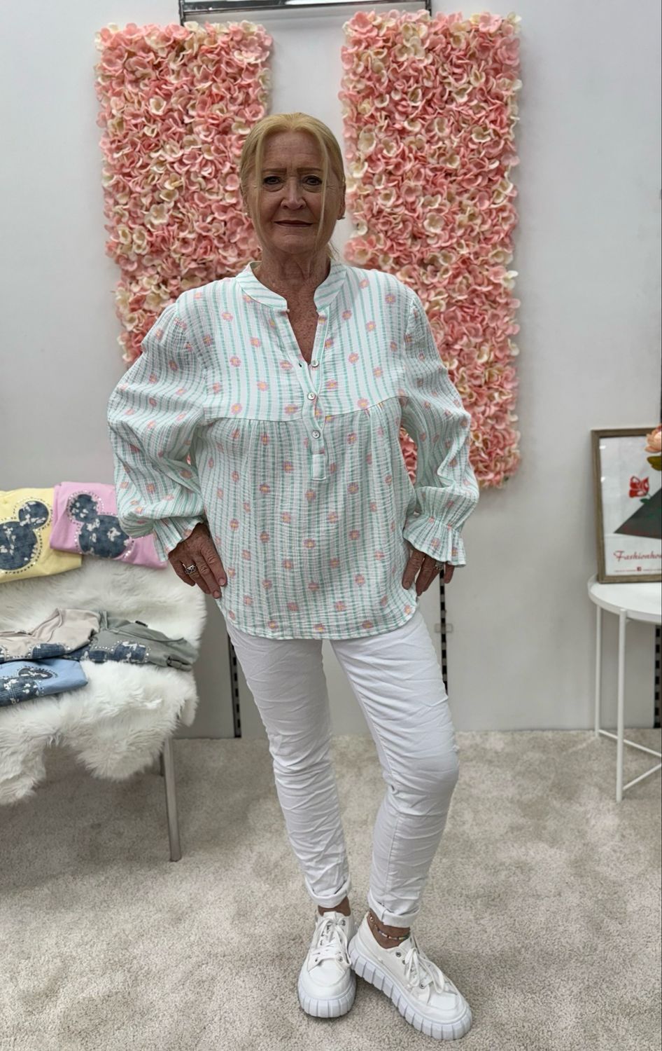 Musselin Bluse mit Blumen 