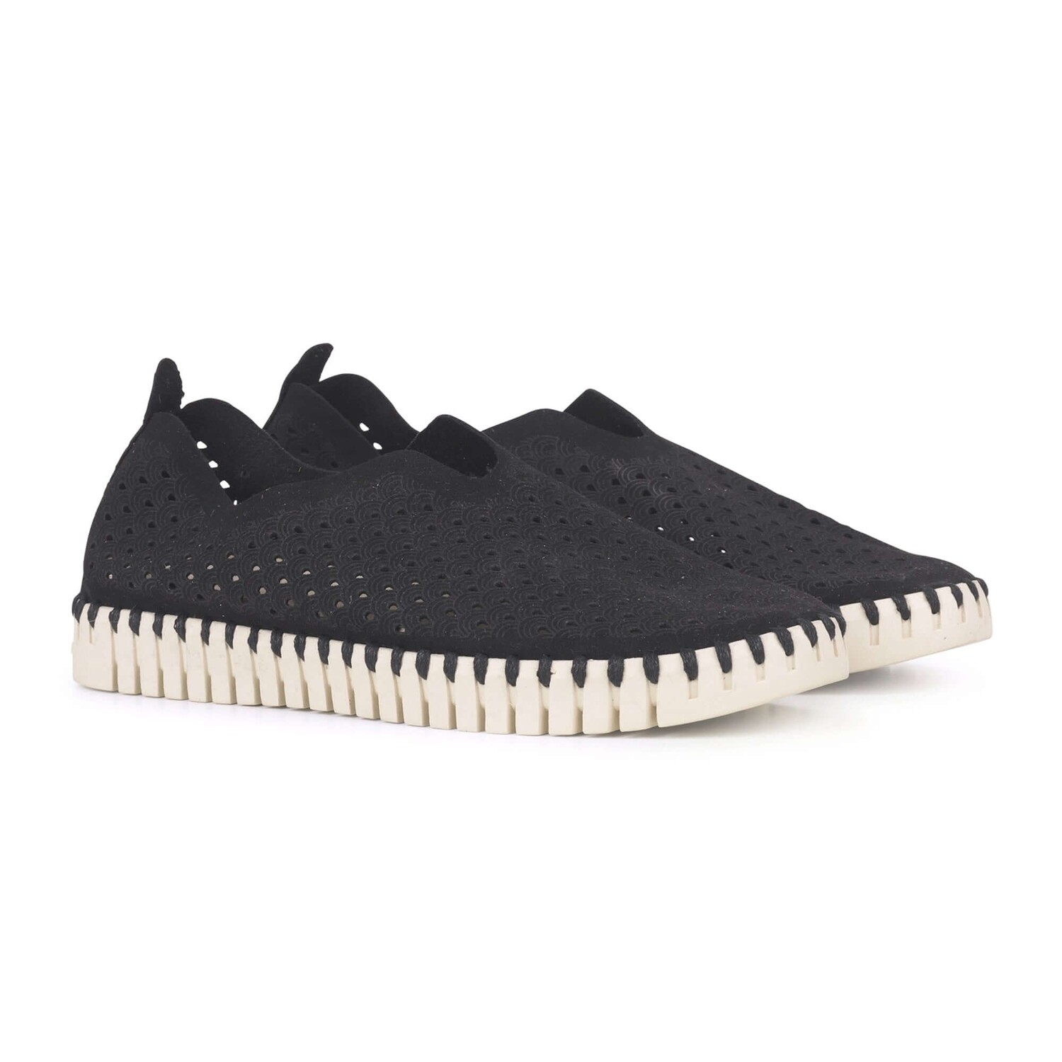 Ilse Jacobsen flats, Black