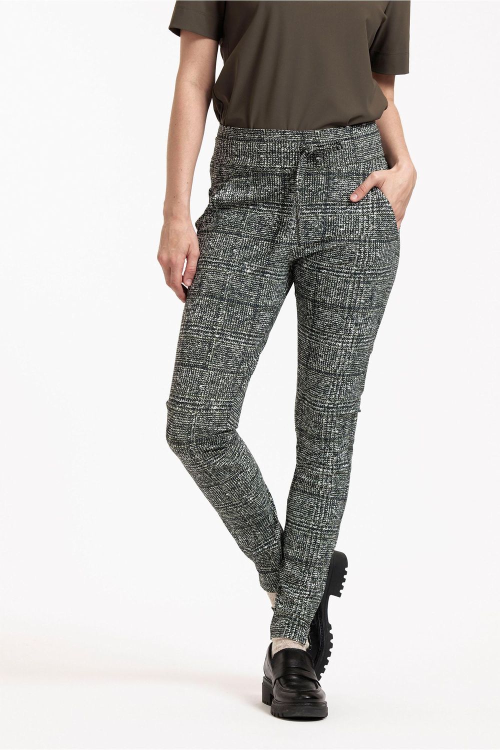 Studio Anneloes Stairdown check trousers, Black, Kit, New Army