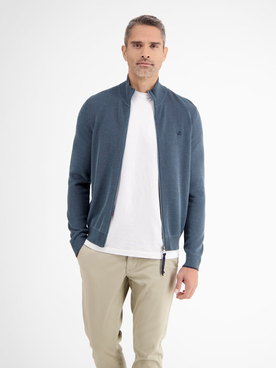 Lerros lichtgewicht vest met smalle ribstructuur, crispy blue