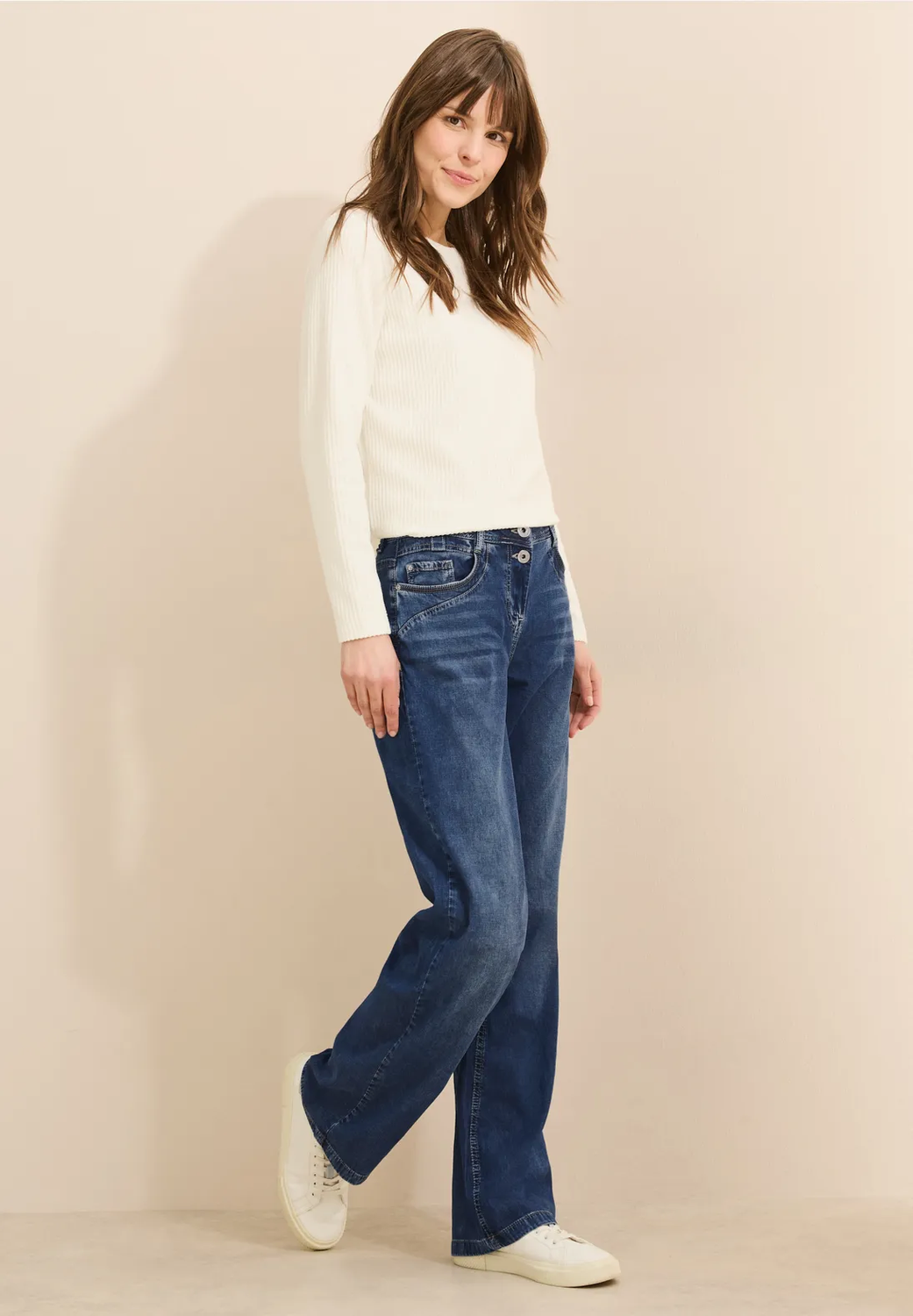 Cecil Neele, mid blue used wash