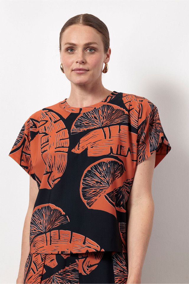 Studio Anneloes Renske orange top, ginger spice/dark blue
