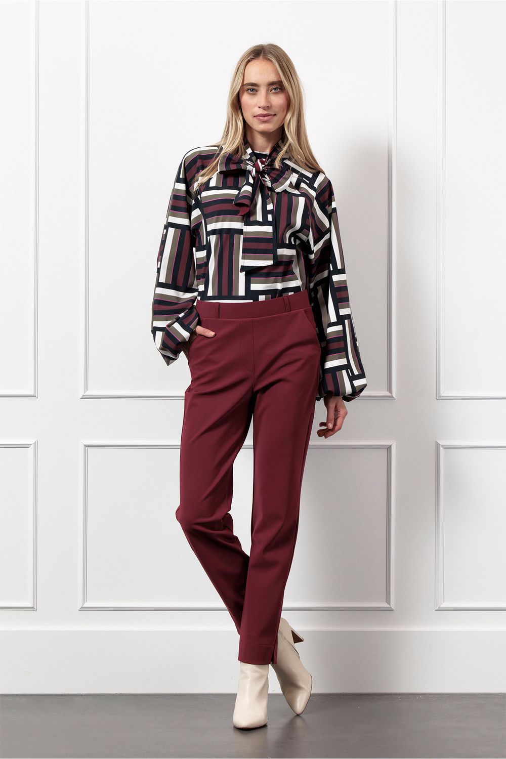 Studio Anneloes Anne bonded trousers, bordeaux