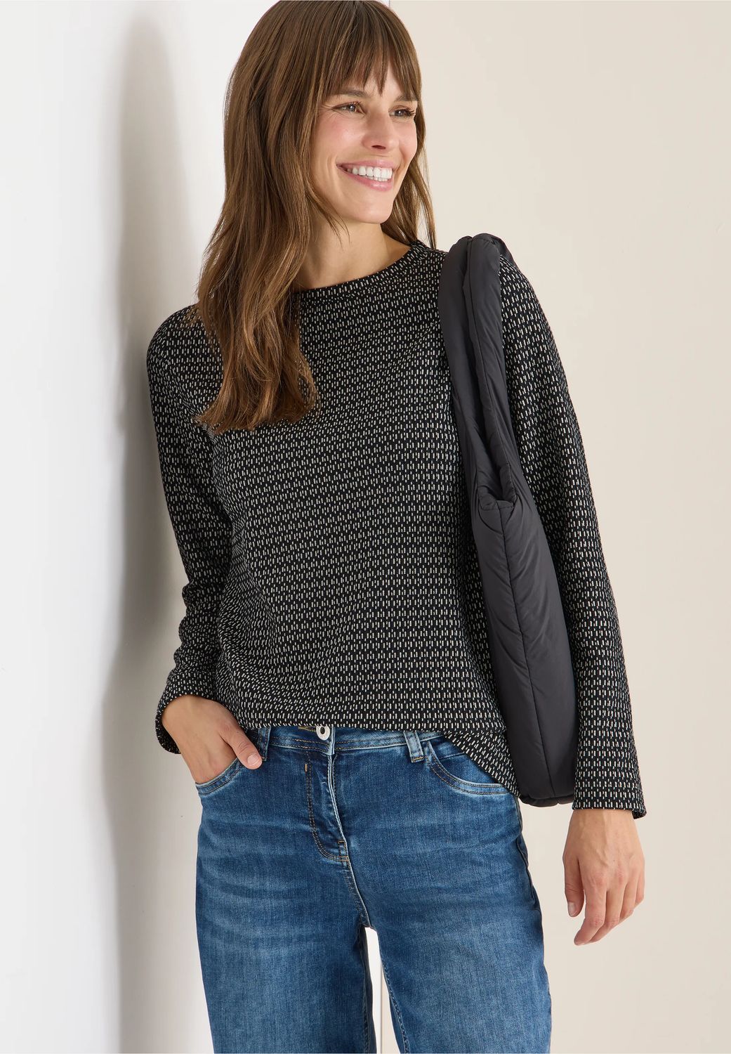 Cecil Two Tone Structure Boat, Black Cecil Two Tone Structure Boat, Black