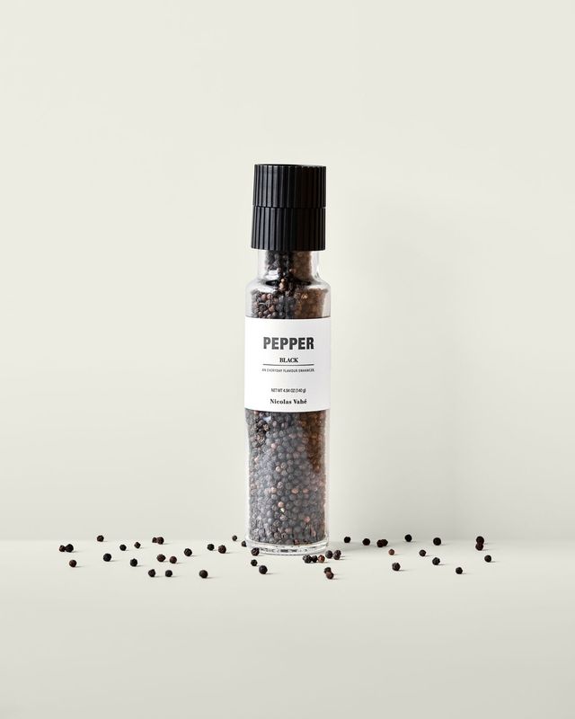 Nicolas Vahe, Pepper Black
