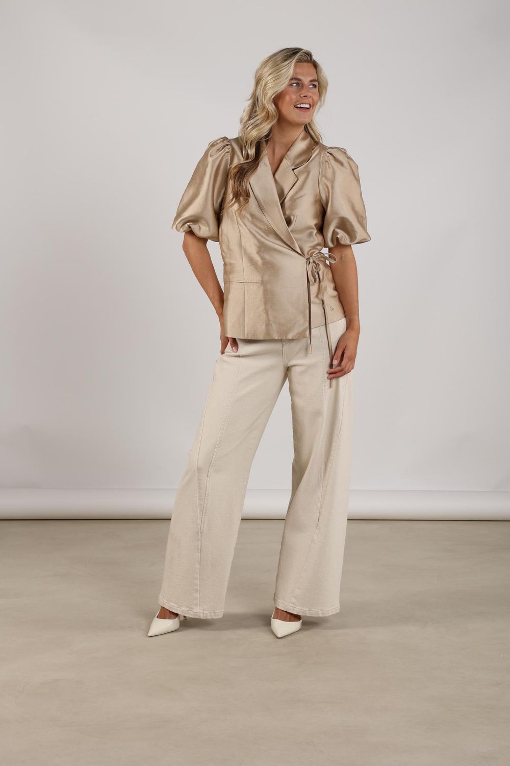 Nukus Fabienne Blazer, Gold Nukus Fabienne Blazer, Gold